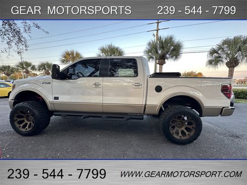 Used 2012 Ford F150 Lariat w/ Lariat Chrome Pkg image 6