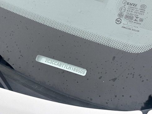 Used 2020 Chrysler 300 S image 8