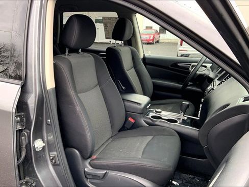 Used 2019 Nissan Pathfinder S image 6