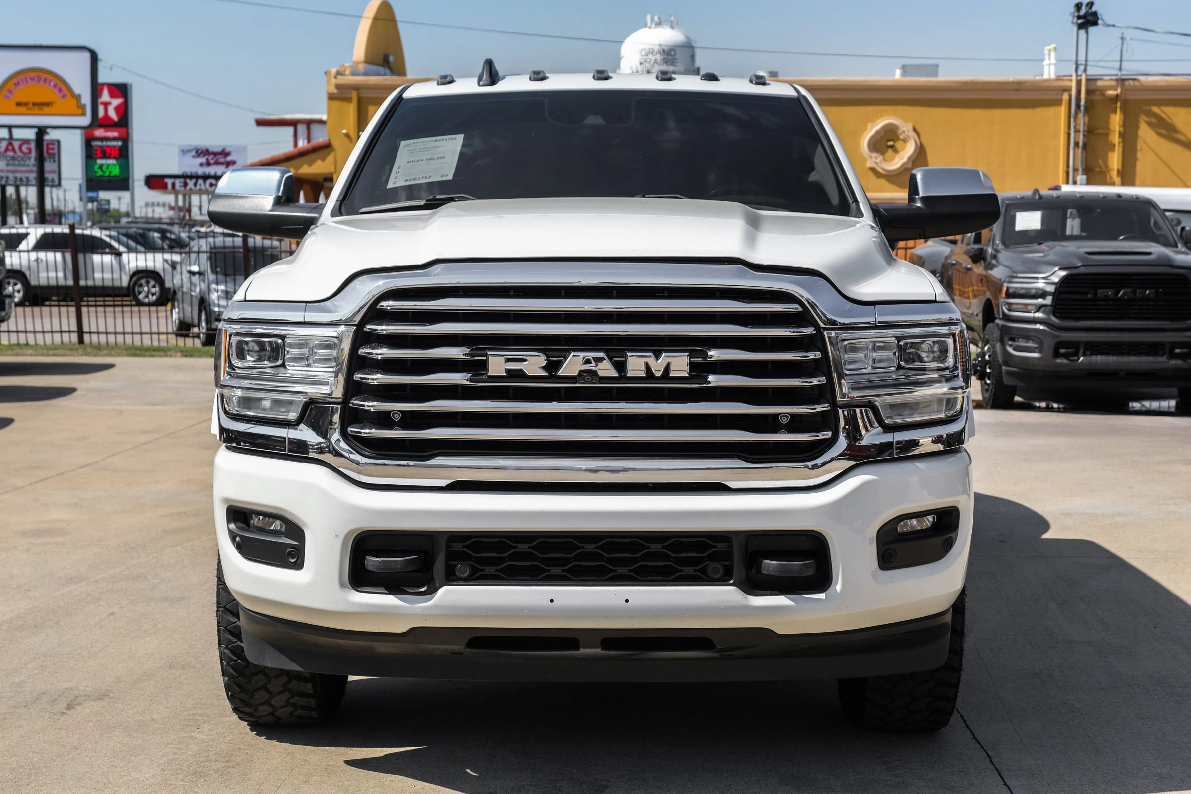 Used 2022 RAM 3500 Limited AWD/4WD image 6