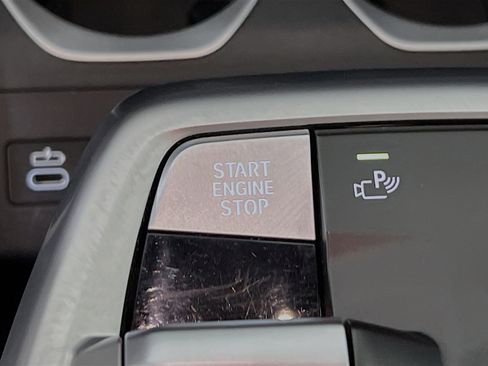 Used 2025 BMW X1 xDrive28i w/ Convenience Package image 23