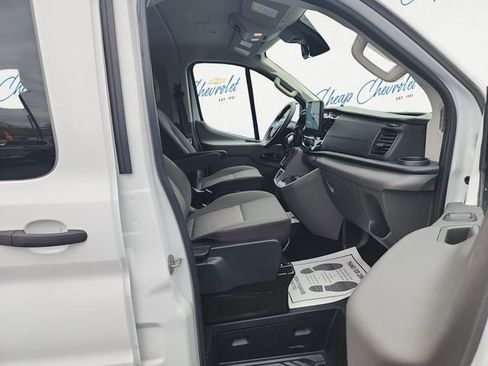 Used 2023 Ford Transit 350 XLT image 13