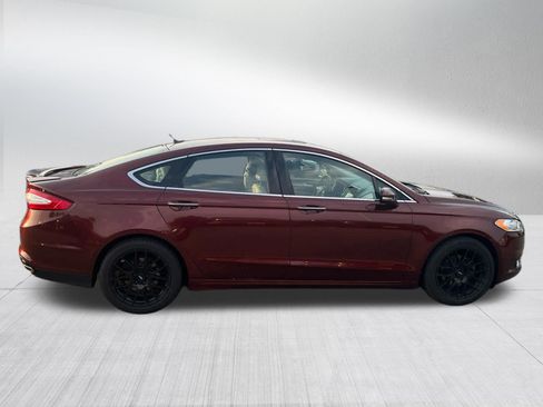 Used 2016 Ford Fusion Titanium FWD image 3