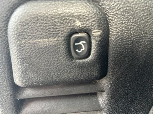 Used 2021 Jeep Grand Cherokee Limited AWD/4WD image 37