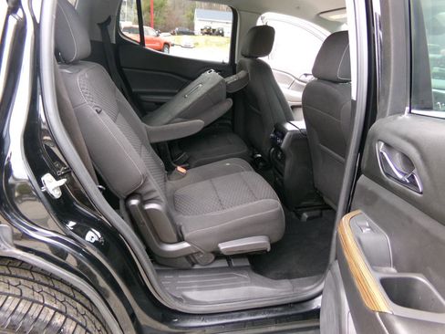 Used 2019 GMC Acadia SLE image 20