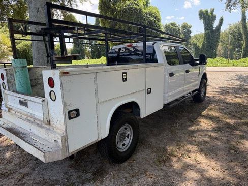 Used 2017 Ford F250 XL w/ Power Equipment Group AWD/4WD image 4
