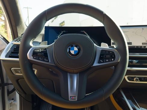 New 2026 BMW X7 xDrive40i w/ M Sport Package image 11