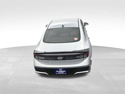 New 2026 Hyundai Sonata SEL FWD image 26