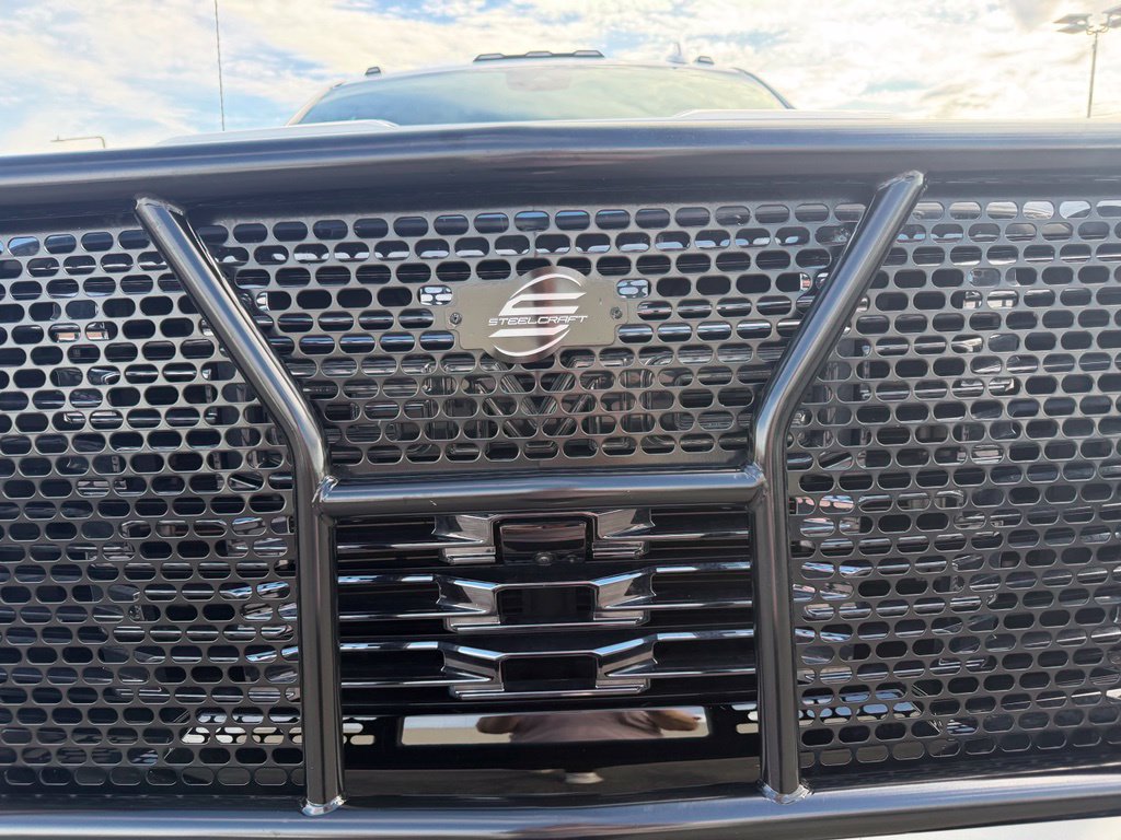 Used 2024 GMC Sierra 2500 Denali Ultimate AWD/4WD image 7