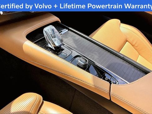 Certified 2023 Volvo XC90 B6 Ultimate w/ Lounge Package image 19