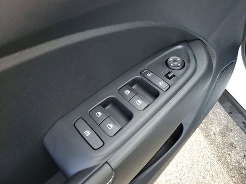 New 2026 Hyundai Venue SEL image 19