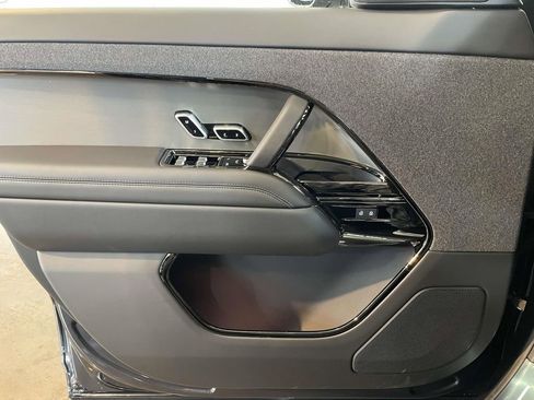 New 2026 Land Rover Range Rover Sport SE AWD/4WD image 33