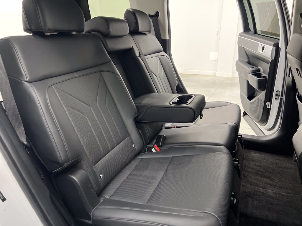 Used 2026 Hyundai Santa Fe SEL FWD image 23