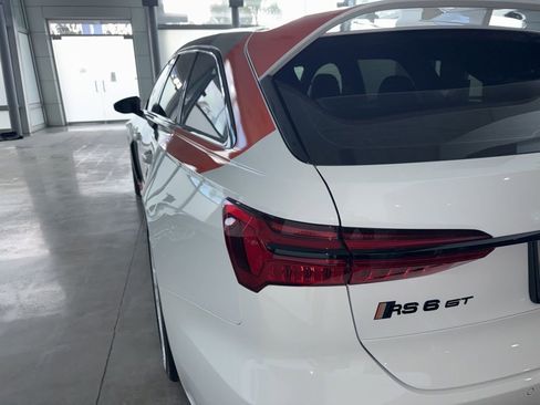 Used 2025 Audi RS 6 performance image 6