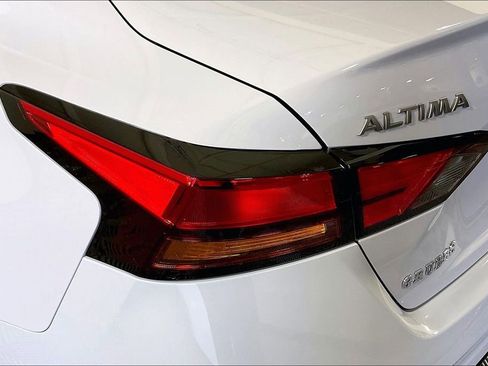 New 2026 Nissan Altima 2.5 SR AWD/4WD image 36