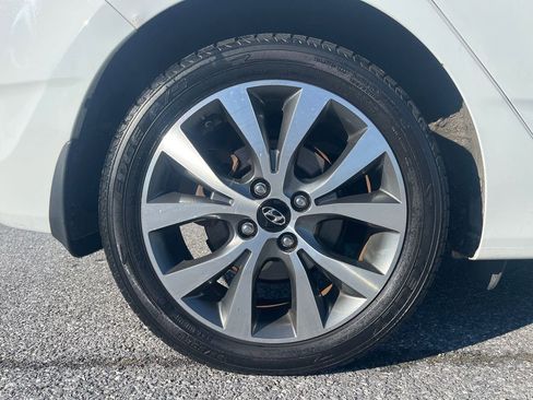 Used 2015 Hyundai Accent Sport image 11