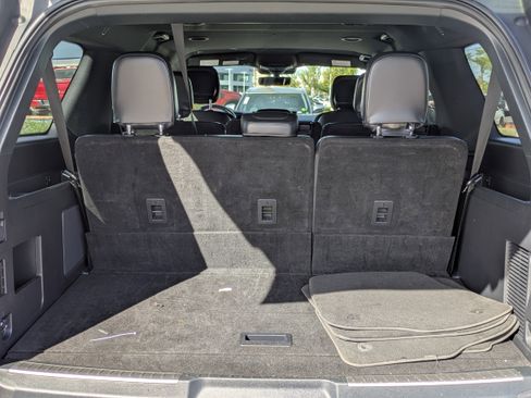 Used 2024 Lincoln Navigator L 4WD image 15