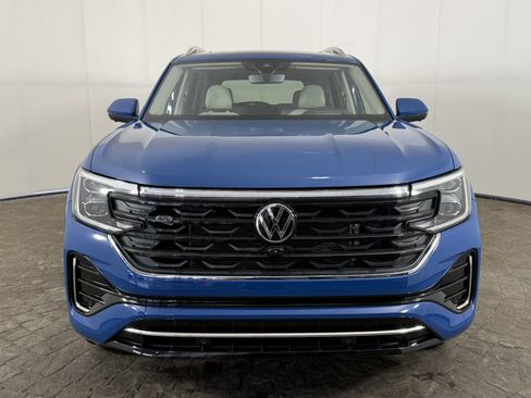 Used 2026 Volkswagen Atlas SEL Premium R-Line AWD/4WD image 2