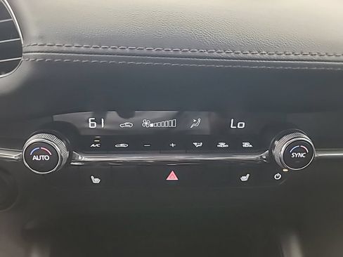 Used 2024 MAZDA MAZDA3 s FWD image 34