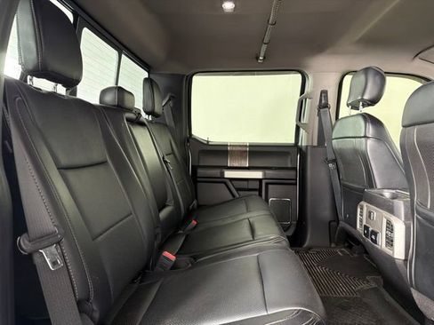 Used 2019 Ford F250 Lariat w/ Chrome Package AWD/4WD image 31