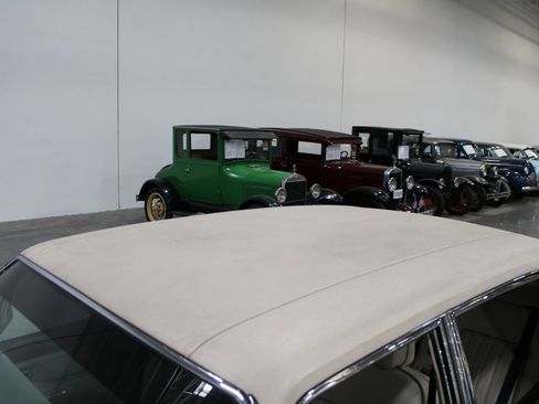 Used 1990 Rolls-Royce Silver Spur image 10