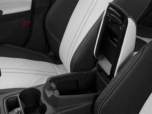 Used 2014 Ford Focus SE w/ SE Winter Package image 16