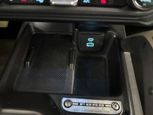 Used 2025 Ford Bronco Badlands AWD/4WD image 26