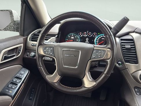 Used 2019 GMC Yukon Denali w/ Open Road Package AWD/4WD image 15