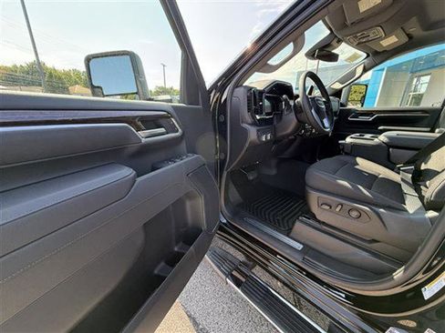 New 2026 GMC Sierra 2500 SLE w/ SLE Value Package; image 11