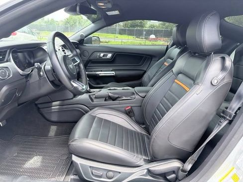 Used 2022 Ford Mustang Mach 1 w/ Mach 1 Handling Package RWD image 11