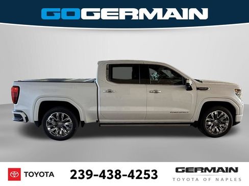 Used 2022 GMC Sierra 1500 Denali w/ Denali Reserve Package AWD/4WD image 13