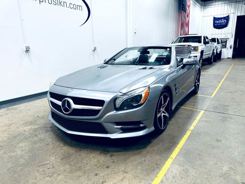 Used 2014 Mercedes-Benz SL 550 image 3