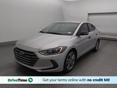 Used 2018 Hyundai Elantra Limited image 1