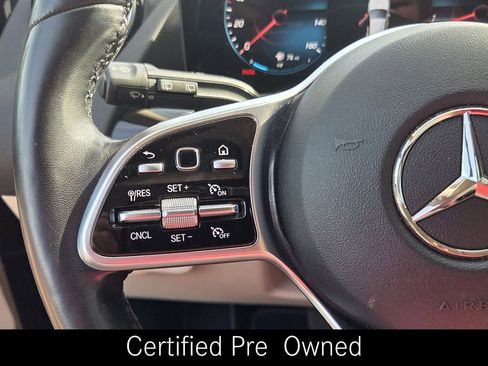 Used 2023 Mercedes-Benz GLA 250 4MATIC image 28