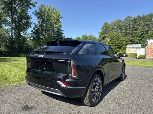 New 2026 Cadillac Optiq Sport 1 AWD/4WD image 5