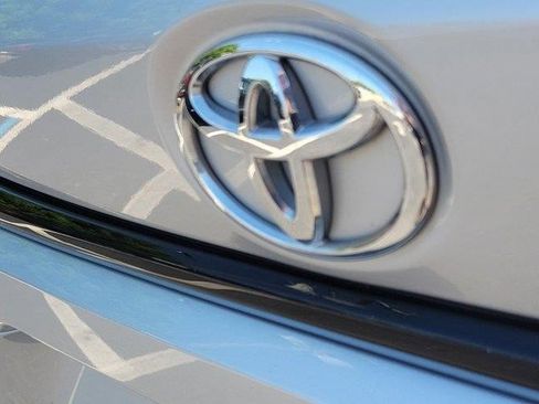 Used 2023 Toyota Corolla LE FWD image 28