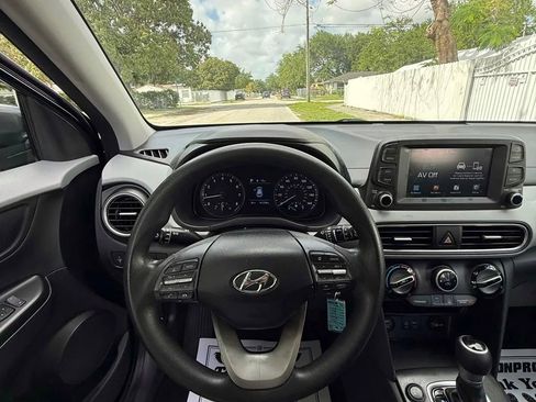 Used 2019 Hyundai Kona SE image 9