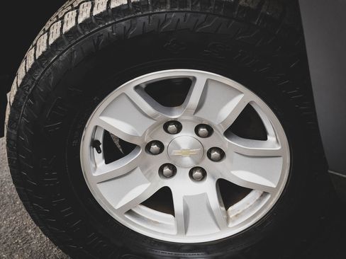 Used 2017 Chevrolet Silverado 1500 LT w/ All Star Edition image 22