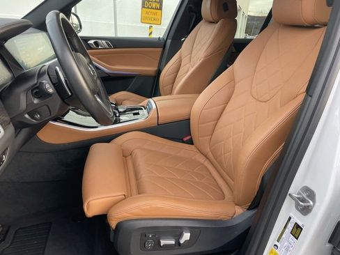 Used 2023 BMW X5 xDrive40i w/ M Sport Package image 6