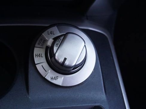 Used 2014 Toyota 4Runner Limited image 6