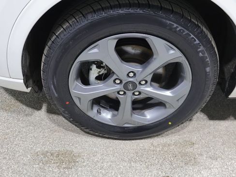 Used 2024 Ford Escape ST-Line image 9