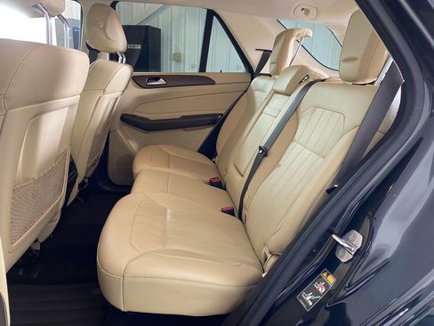 Certified 2019 Mercedes-Benz GLE 400 4MATIC image 13