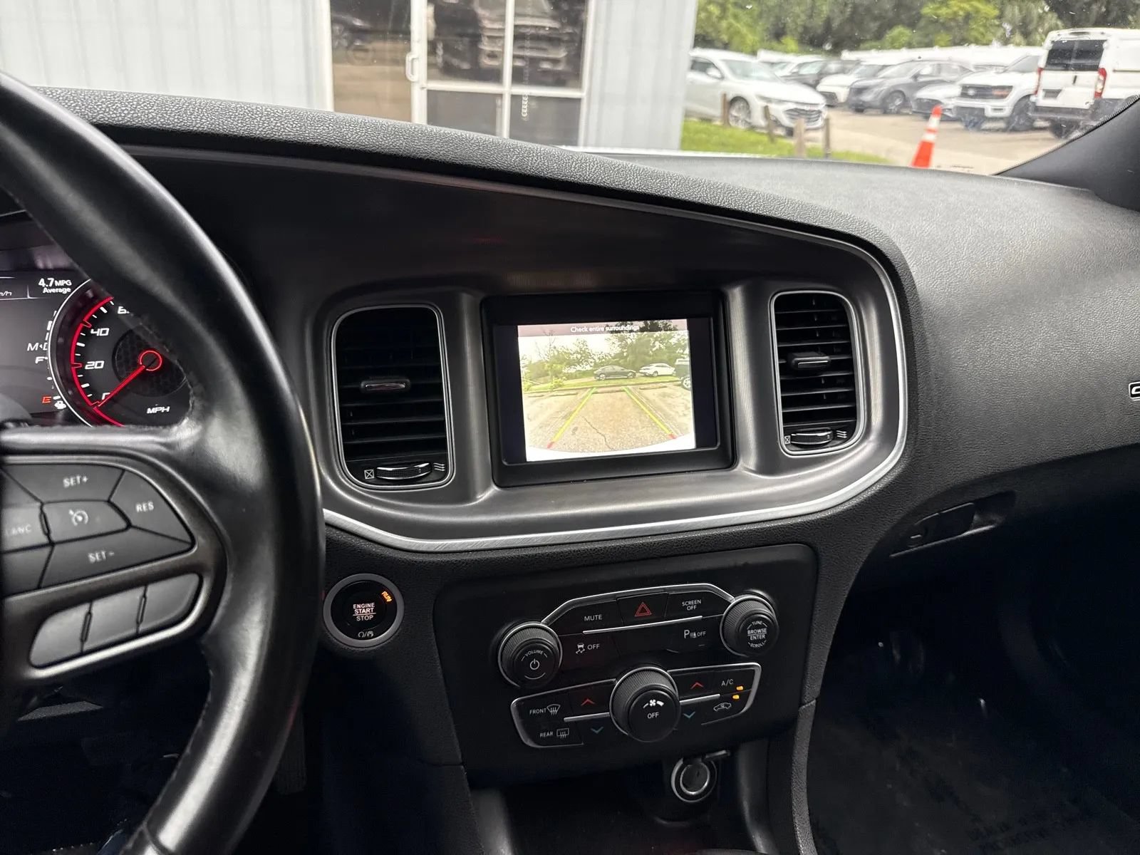 Used 2022 Dodge Charger SXT RWD image 21