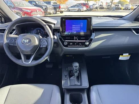 New 2026 Toyota Corolla Cross SE image 17