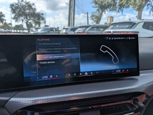 Used 2025 BMW 330i Sedan w/ M Sport Package image 14