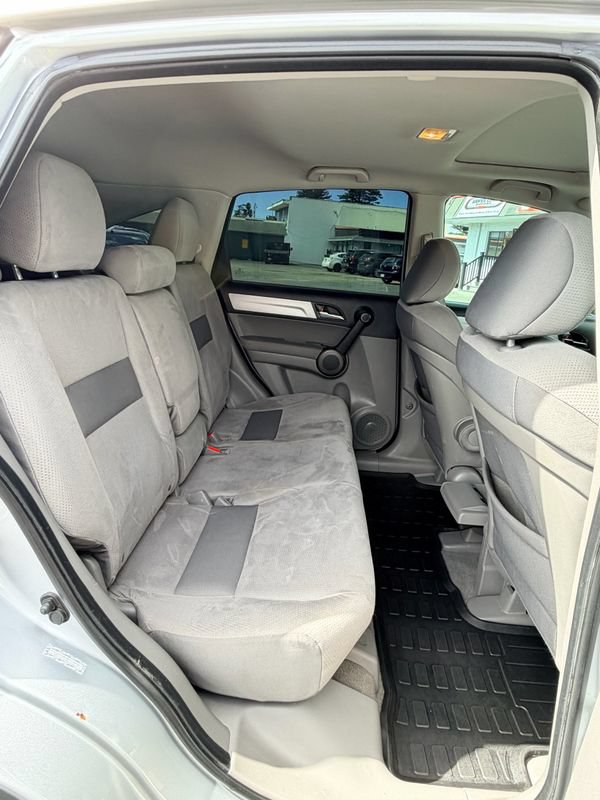 Used 2011 Honda CR-V EX image 24