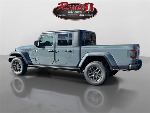 New 2026 Jeep Gladiator Sport image 7