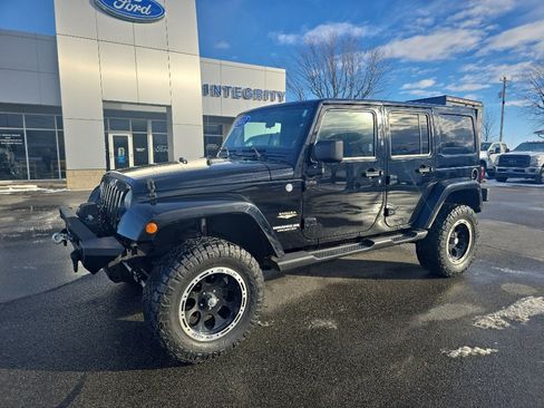 Used 2012 Jeep Wrangler Unlimited Sahara w/ Dual Top Group image 2