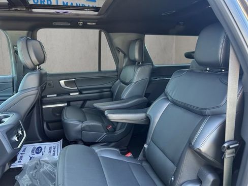 New 2027 Ford Expedition Max Platinum w/ Stealth Appearance Package AWD/4WD image 7