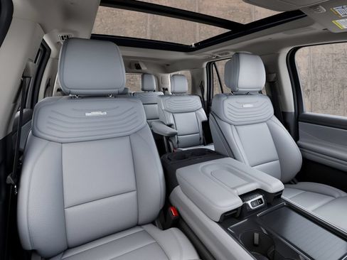 New 2027 Ford Expedition Platinum AWD/4WD image 10
